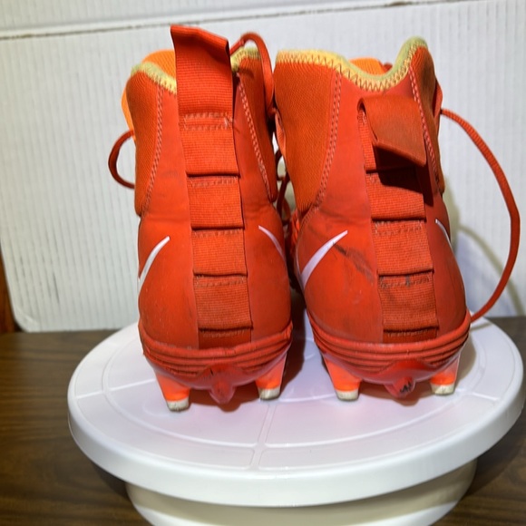 NIKE Force Savage Pro TD Promo Football
Cleats Size 13 used but barely. - Picture 9 of 9